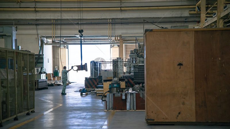 模具加工能力：机械加工厂设备要求解析**